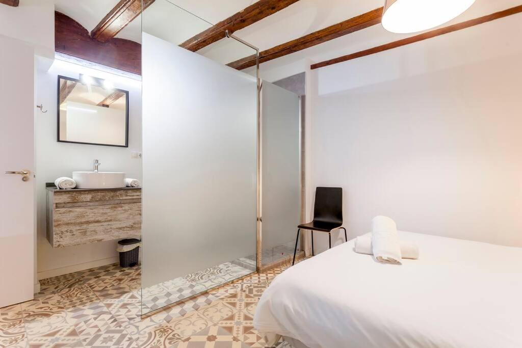 Exclusivo Apt. En Centro Historico - Ac - Wifi Valencia Buitenkant foto